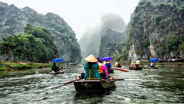 Bahia De Ha Long